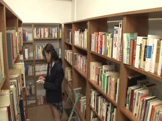 AP-727真面目で気弱なメガネ図書委員は男子生徒や男性教師第03集