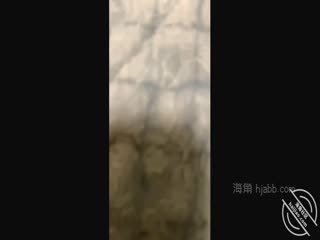 ✿绿意盎然✿趁大哥出差不在家让嫂子穿上情趣制服肏得嫂子淫水直流求饶边艹边挤出鲜甜的奶汁小声点别让邻家听到第02集