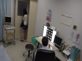 [中文字幕]MIAE-095性感子宮検診クリニック気付かれずに強制オーガズムされて理性崩壊レ×プ第03集